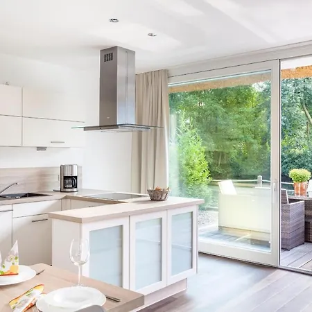 Hello Holidays Residenz - Sonnenglut - Seeterrasse - Sauna - Parkplatz *